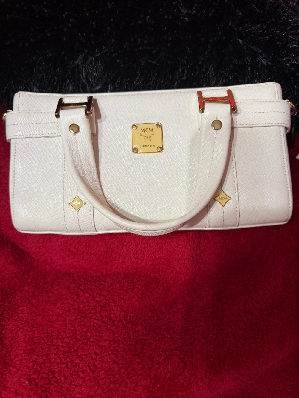White Purse